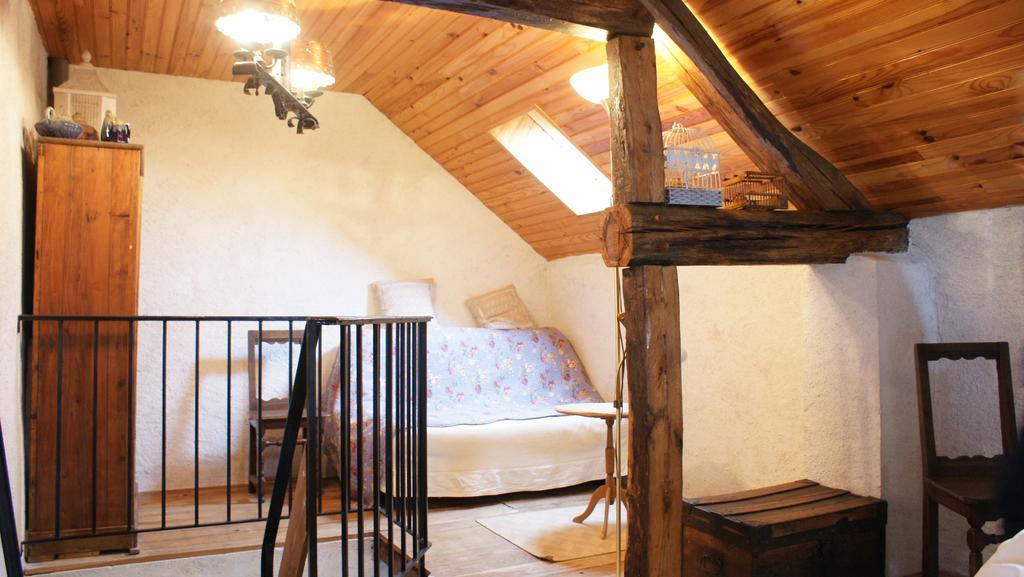 La Maison Bleue Hotel Arquian Ngoại thất bức ảnh